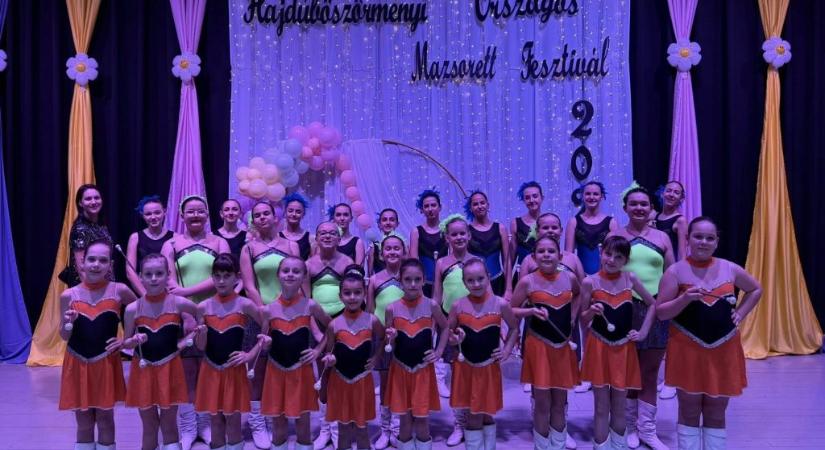 Arany oklevelekkel gazdagodtak a hevesi mazsorettek