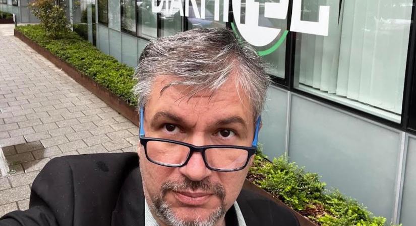 Egymásnak esett Magyar Péter és Hadházy Ákos