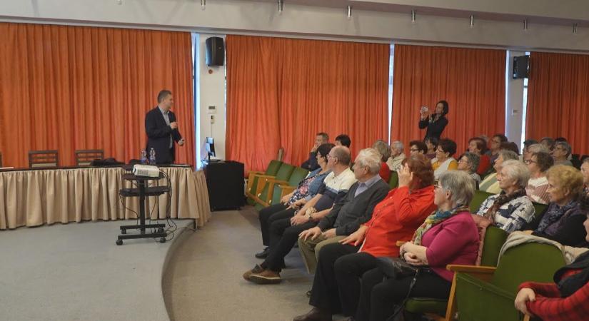 A nők egészségére hívták fel a figyelmet