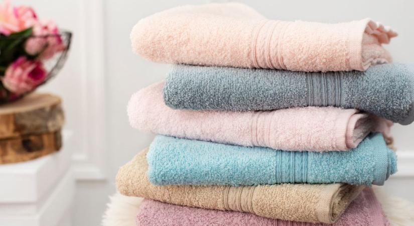 Meg fogsz lepődni: erre jó valójában a törölközőkön lévő szegélycsík