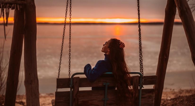 Könyvklub – Minden napra egy törvény