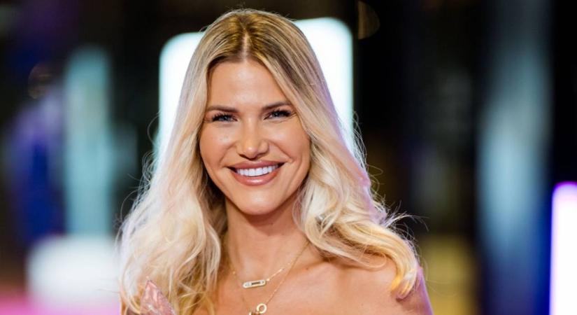 Vasvári Vivien: „Sok munka a nevelés, rengeteg türelem és odafigyelés kell hozzá”