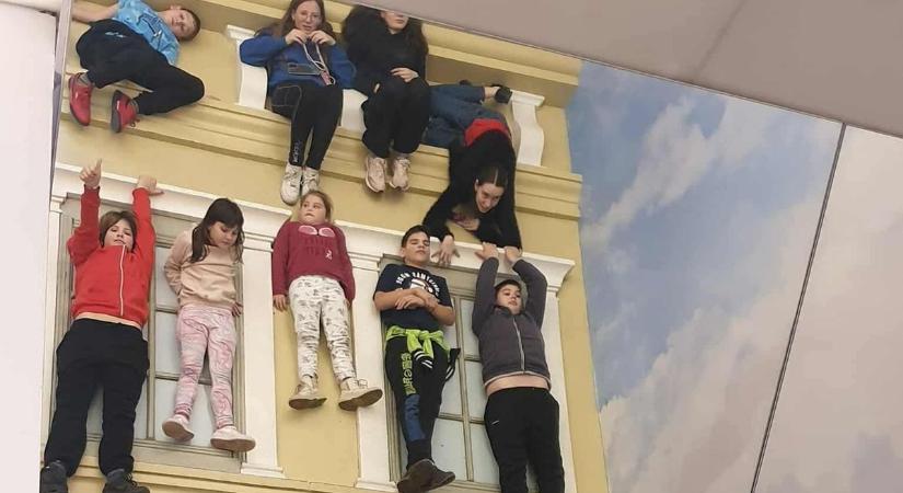 Reggel még Diósberényben voltak, estére már mindenki róluk beszélt