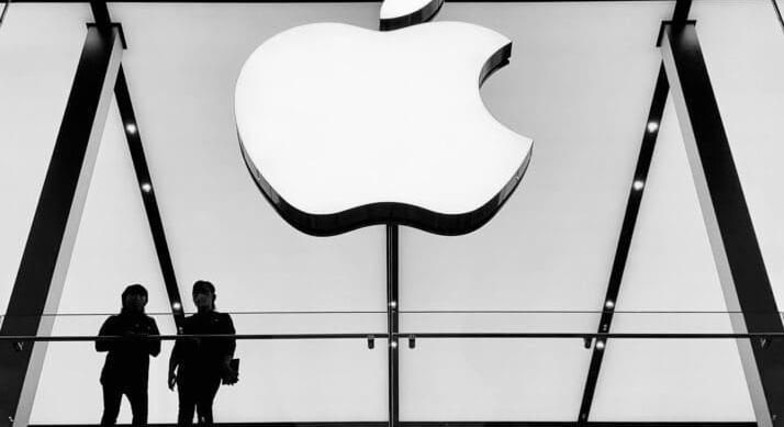 Totális átalakulás előtt áll az Apple