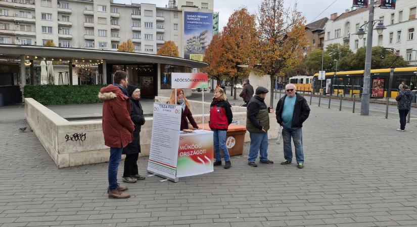 „Meglepetésszerűen fognak feltűnni egyes helyszíneken” – riport egy elmaradt újbudai összjelölti találkozóról