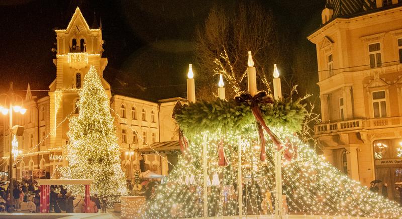 Sztárfellépők az idei kaposvári adventen