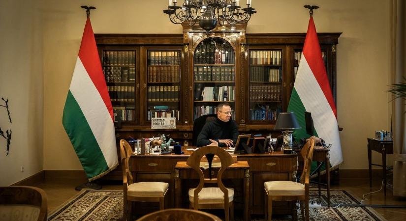 Szijjártó Péter: őrültség újabb százmilliárd eurót Ukrajnába küldeni