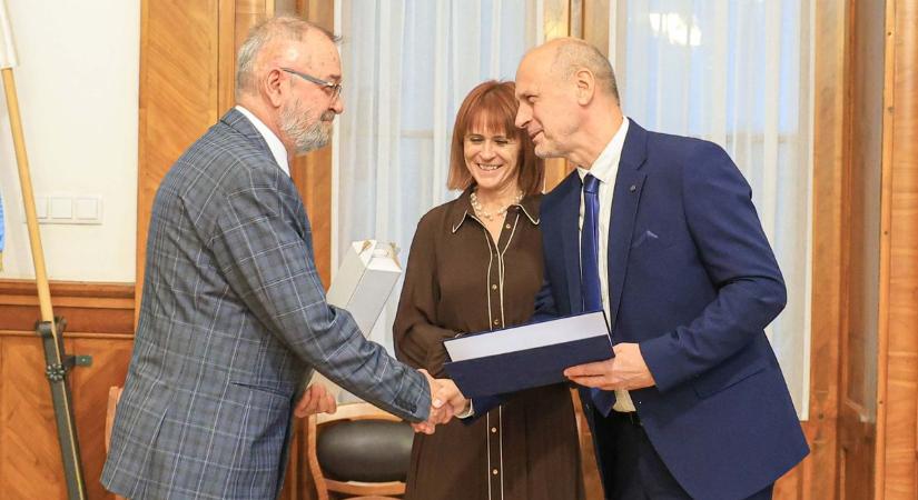 Kiderült, kikre bízzuk az életünket – különleges pillanatok tanúi lehettek Szekszárdon! (galéria)