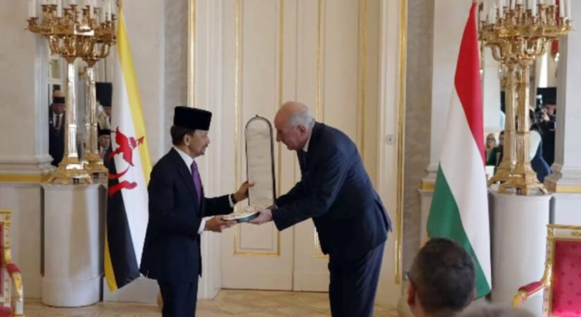 Egy ideológiamentes(?) kitüntetésre