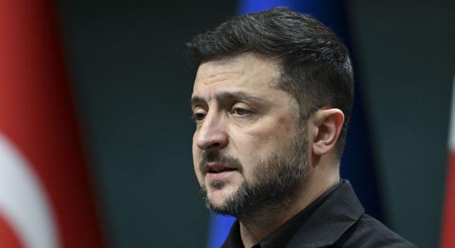 Zelenszkij: a háborút be kell fejezni, a békének nincs alternatívája