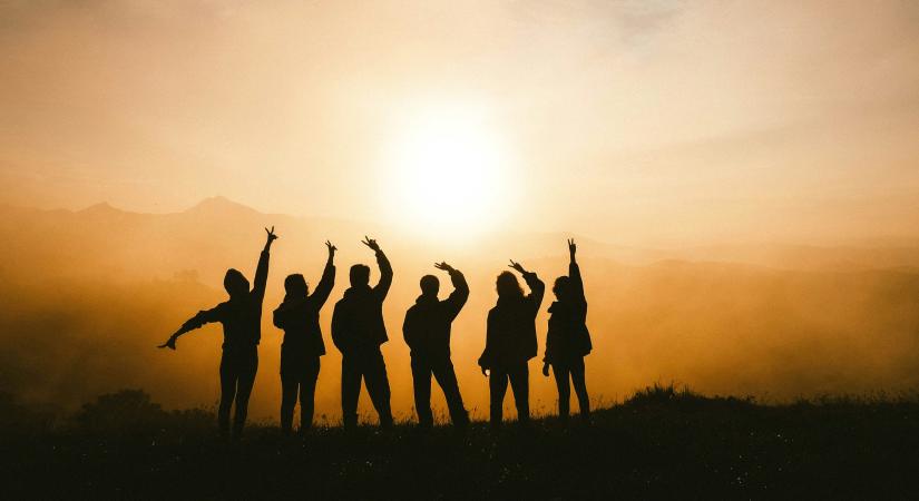 3 csillagjegy, akiknek a baráti kapcsolatai új szintre lépnek