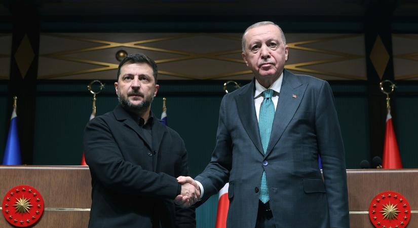 Zelenszkij: Ukrajna reméli a fogolycserék újraindulását Oroszországgal az év végéig