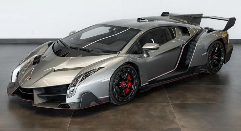 Őrült összeget kérnek ezért a Lamborghiniért: 5,6 milliárd forintot
