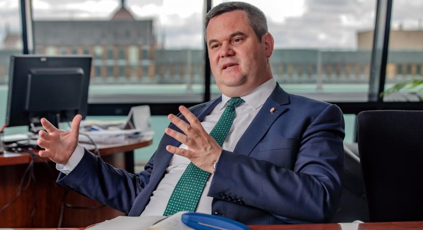 Újabb 3 milliárd forint kórházfejlesztésekre