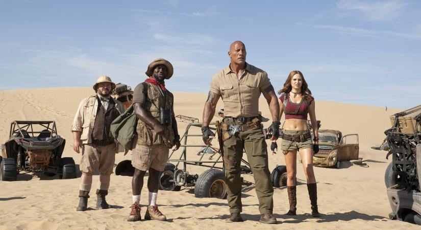Megjött az első kép a Jumanji 3-ból, rajta mind a négy főszereplővel, akik hozzák a tőlük megszokott formát