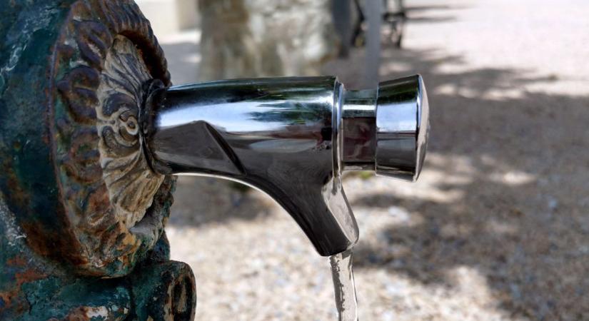 Ez a hiba százezres kárt okozhat a kertben: jönnek a fagyok, sürgősen téliesíteni kell a kutakat