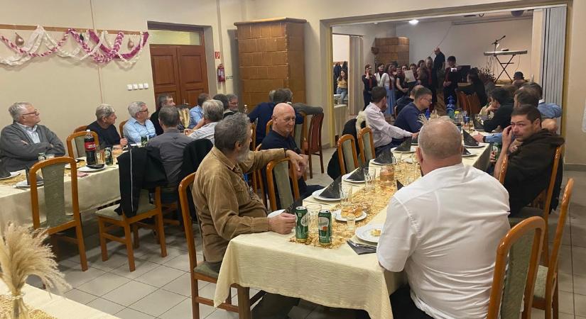 Hogyan ünnepelték a teremtés koronáit Szalafőn? – sok-sok fotóval