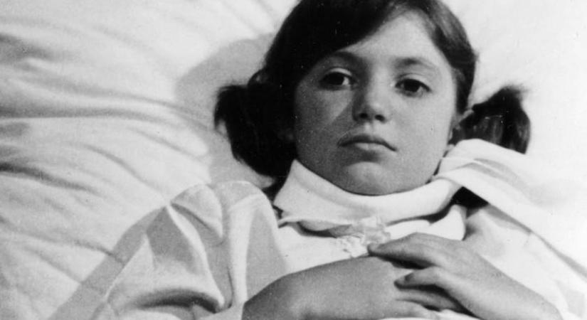 A Keménykalap és krumpliorr gyereksztárjaként imádta az ország: 63 évesen 40-nek néz ki Berkes Gabriella