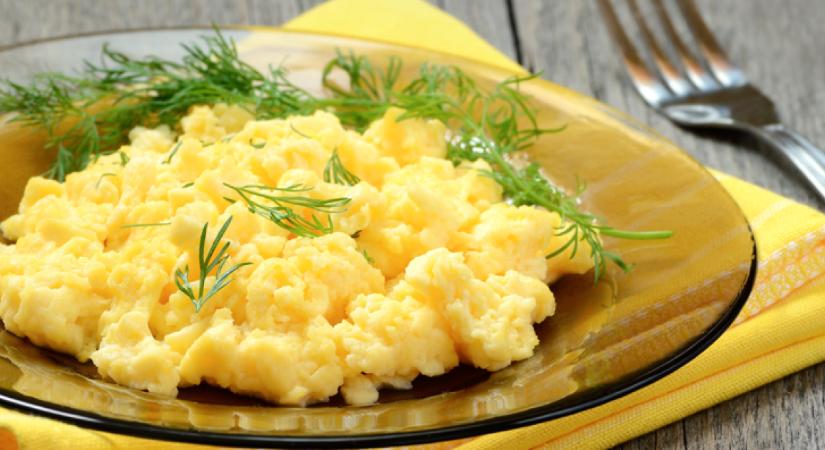 Add ezt a titkos hozzávalót a rántottához, és olyan finom lesz, mint még soha