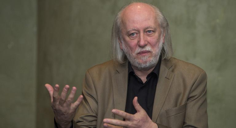 A Szorok Szorokov betiltaná Krasznahorkait, az orosz kiadó most reagált az Indexnek