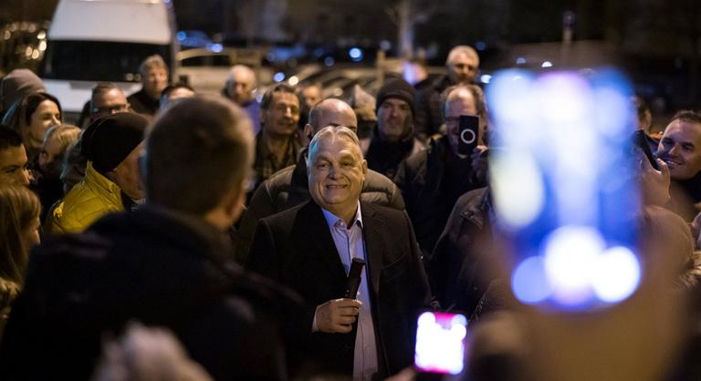Váratlan helyen tűnt fel Orbán Viktor