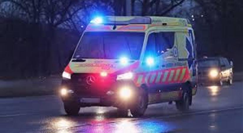 Árokba csapódott egy autó Rábahídvégen