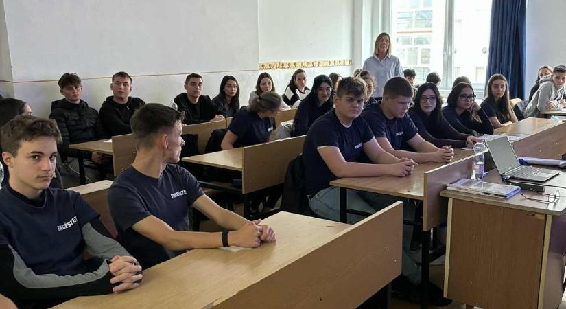 A jószívűség ereje: megható adományozás a kaposvári diákoktól