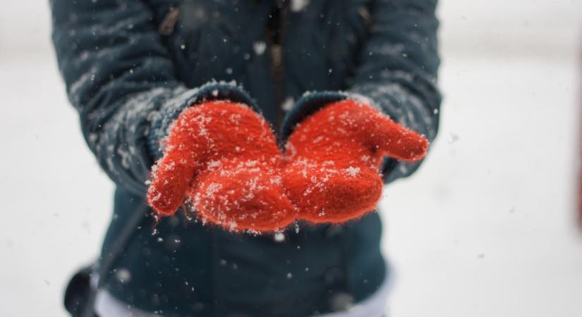 Érik a komoly fordulat az időjárásban: kiadták a jelzést, ekkor csap le a havazás az egész országban