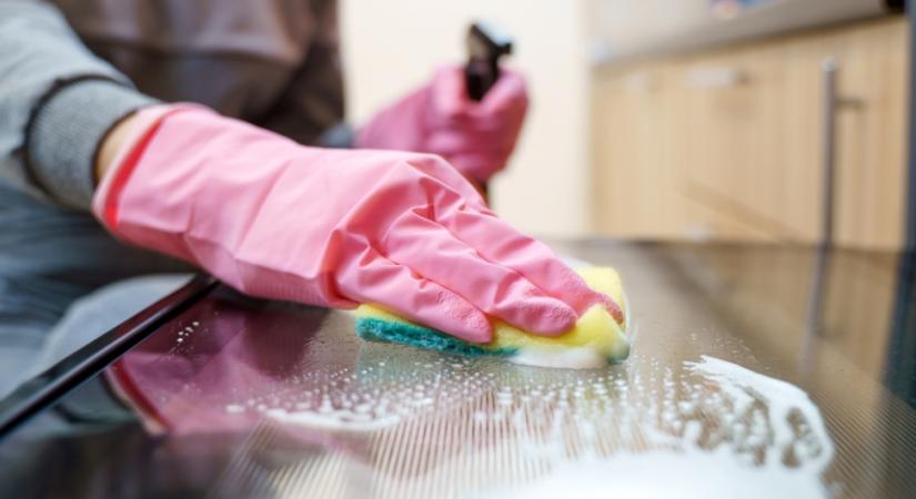 Hogyan tisztítható meg a sütő üvege 5 lépésben? Megtaláltuk a legjobb módszert!