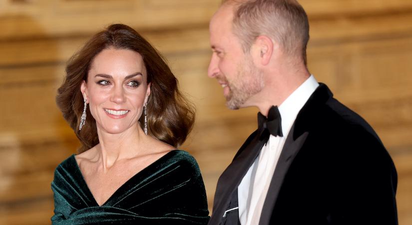 Katalin és Vilmos két év után visszatértek a vörös szőnyegre – bársonyban, tökéletes összhangban, és megállt körülöttük az idő