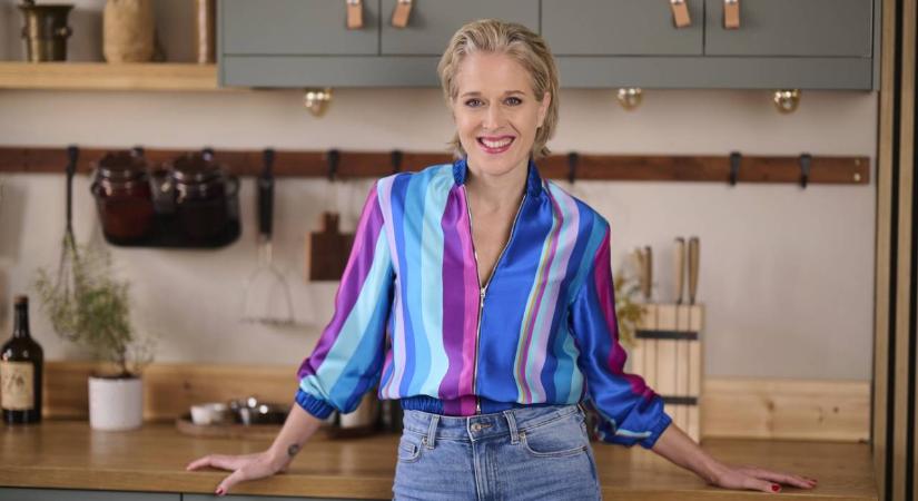 Ez a jóképű férfi rabolta el Wolf Kati szívét