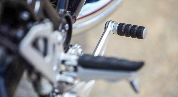 Olvasói: egyesbe téve hangosan csattan a váltó – sűrűbb olaj a megoldás?