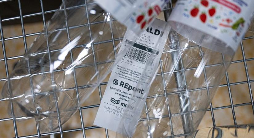 Tíz darab visszaváltható palackért ütött két férfi egy kisfiút