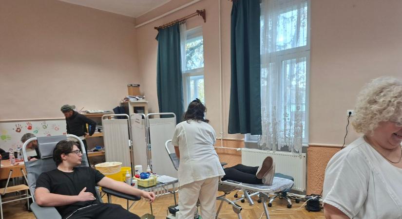 Vér folyt ebben a kaposvári középiskolában és még szabadnap is járt érte