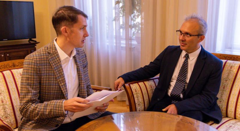 Korhecz után Dudás lesz az alkotmánybíró