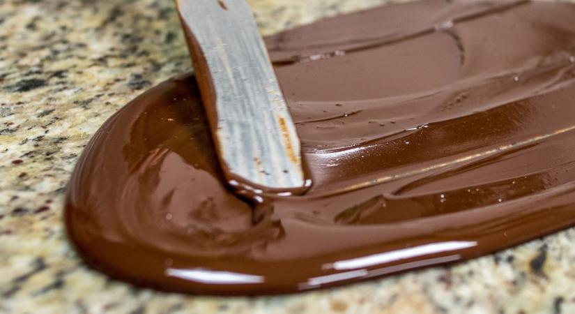 Idegen anyag került a karamellás Milka csokiba, ezért visszahívják