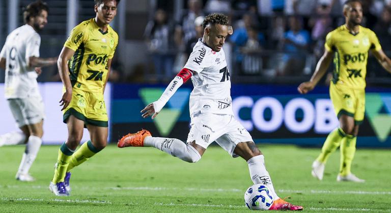 Neymar végre rúgott egy gólt, majd mindent romba döntött