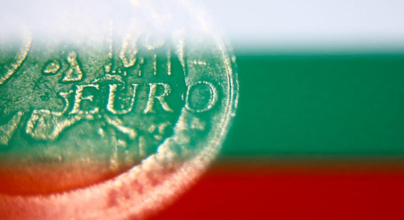 Bulgária beiktat két munkaszüneti napot az euró bevezetése miatt