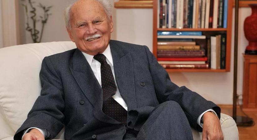 A Fidesz és a Mi Hazánk megakadályozta a Göncz Árpád-emlékezést Vác szívében