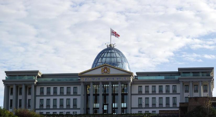 A béke nevében robog a grúz kormány a totális diktatúra felé