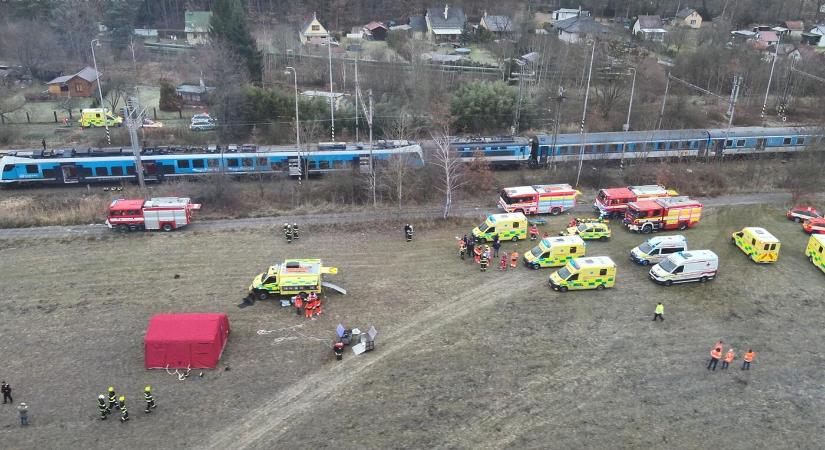 Nincsenek szlovákiai polgárok a csehországi vasúti baleset sérültjei között