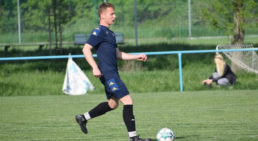 Suhajda Gergely hat gólt lőtt az Akasztó idényzáró meccsén