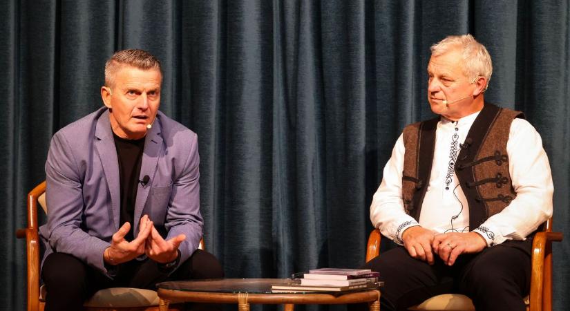 Klinikai halálból tért vissza – Szekszárdon beszélt életének legnehezebb pillanatairól Rékasi Károly (galéria)