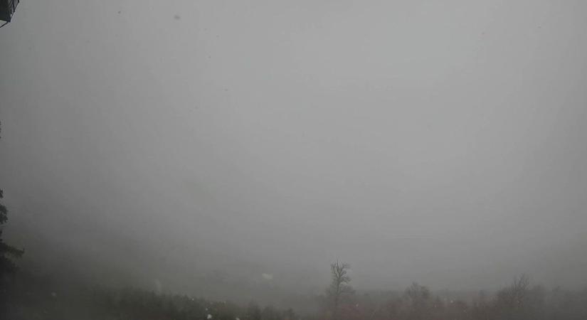 Megérkezett a hó Magyarországra – az ország több pontján is szakad! (VIDEÓ)