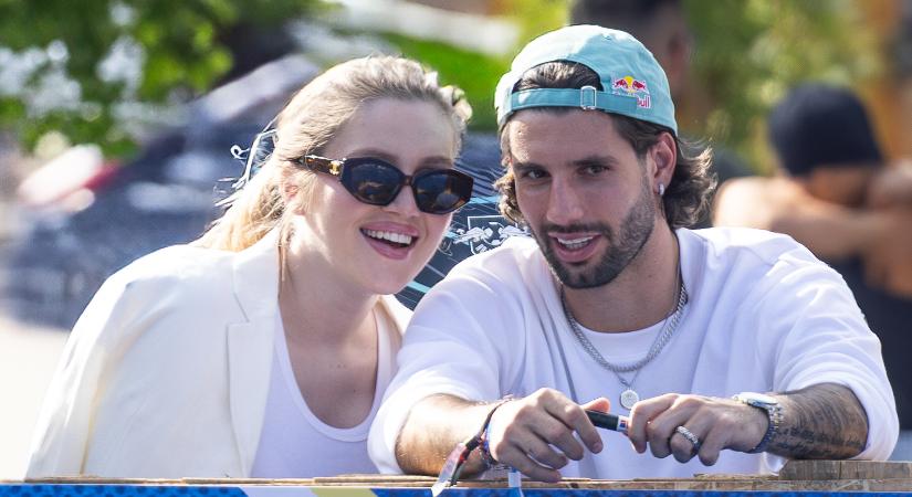 Buzsik Borka bemutatta az ősz legmenőbb szettjét és elképesztően karcsú alakját