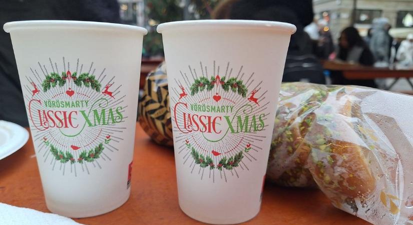 Kihívott kapott az arany árban mért tatai hekk: 6700 forintos rántott húsos szendvics a karácsonyi vásárban