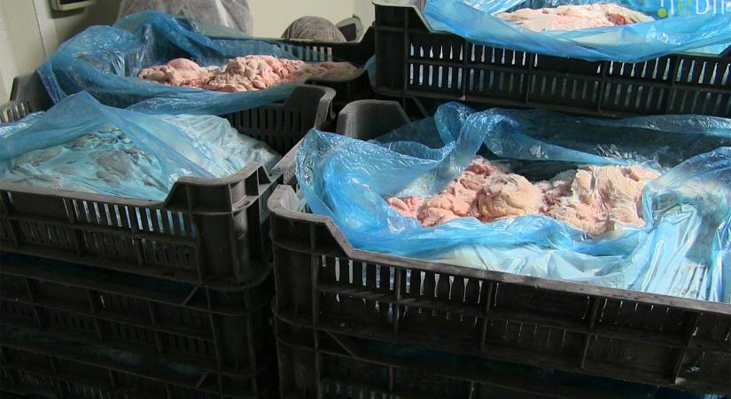 Horrorállapotok uralkodtak a gyrososnál, egyből bezáratta a Nébih