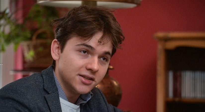 Világhírű művész fedezte fel a gyöngyösi tehetséget, ők az opera új páratlan párosa