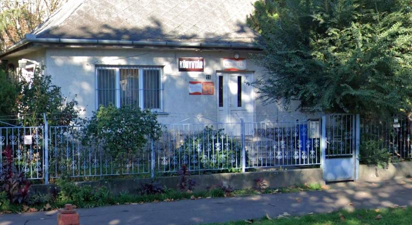 Bezár a könyvtár az István úton