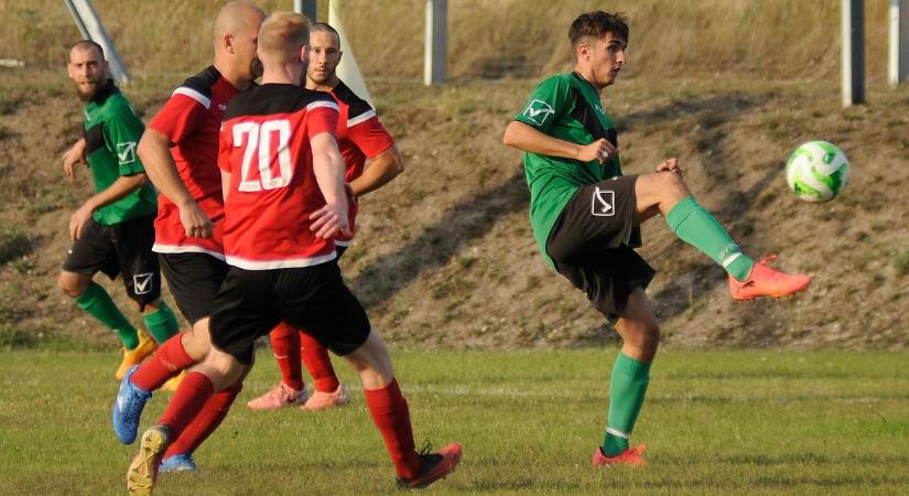 Különösebb izgalmak nélkül